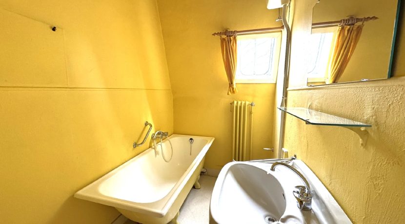 Badezimmer im Dachgeschoss