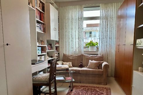 Kinder-/Arbeitszimmer