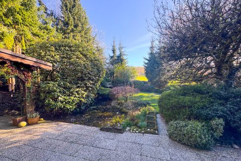 Terrasse mit Blick ins Grüne