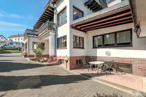 Hof/ Terrasse