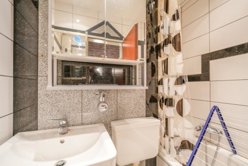 Badezimmer 1. OG
