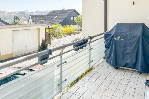 Balkon mit grüner Aussicht