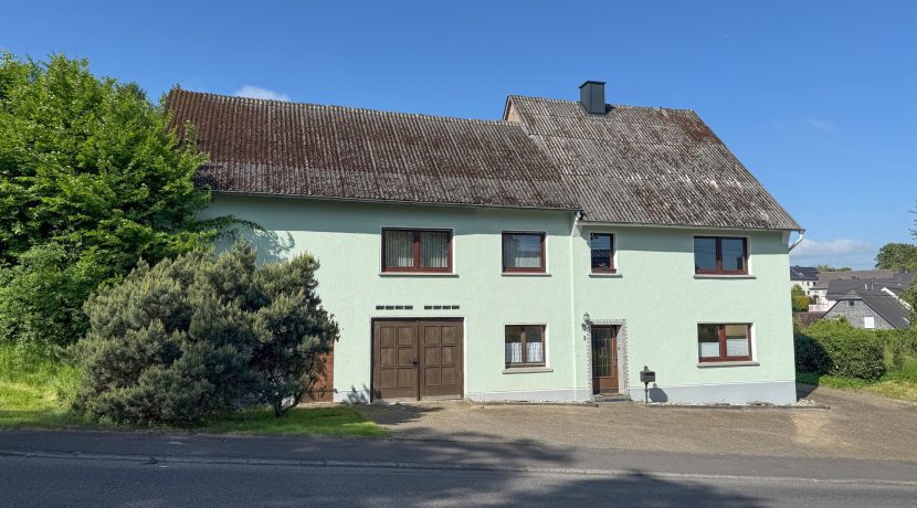 Straßenansicht