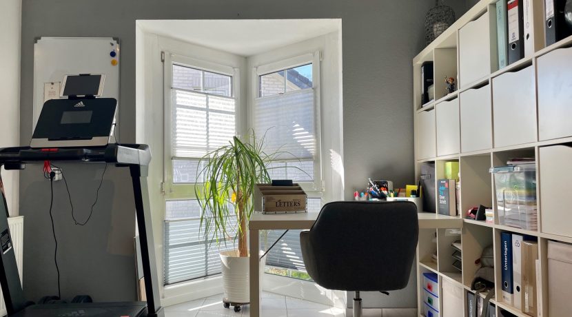 Büro (Wohnung II - OG)