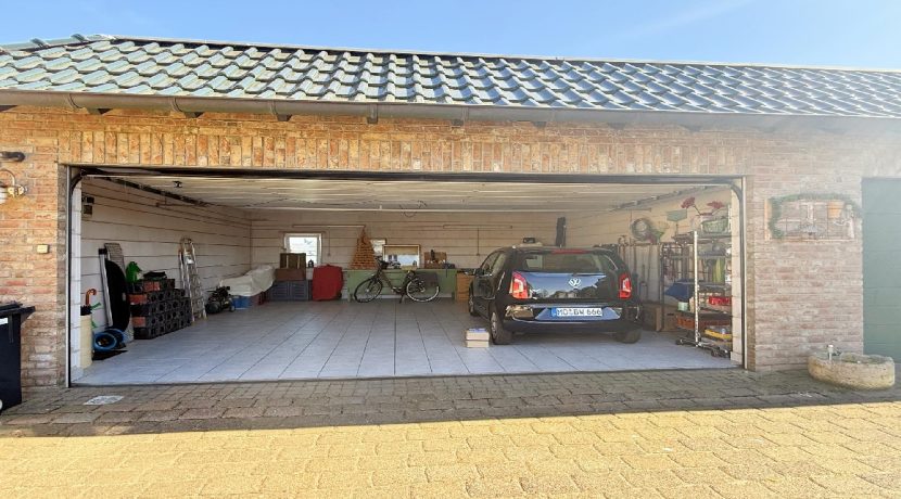 Doppelgarage