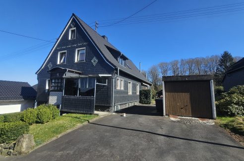 Straßenansicht