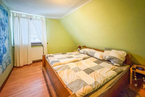 Elternschlafzimmer (OG)