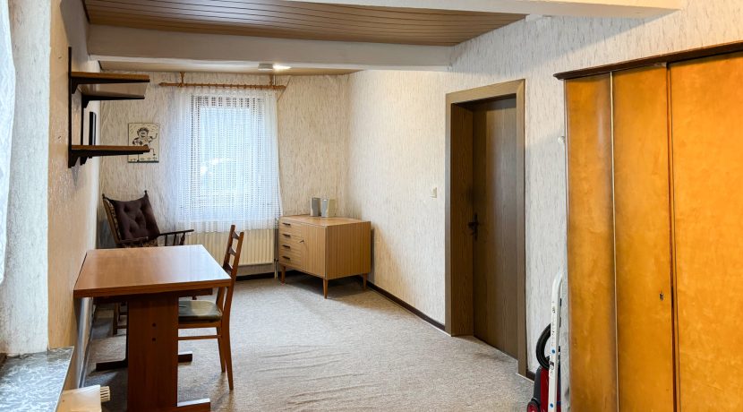 Durchgagszimmer EG