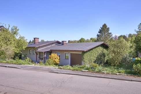 Einfamilienhaus mit Garage