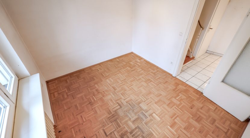 Zimmer 1 EG