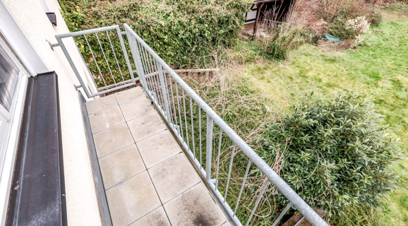 Balkon Gartenseite