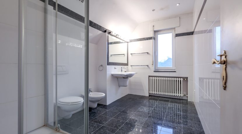 Badezimmer 1 OG