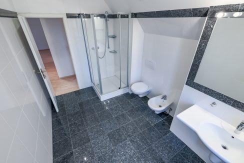 Badezimmer 1 OG