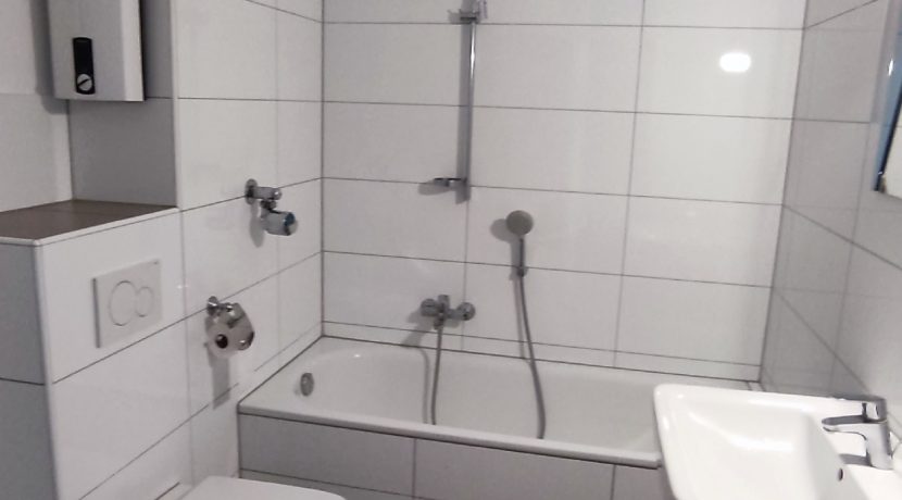 Badezimmer NEU