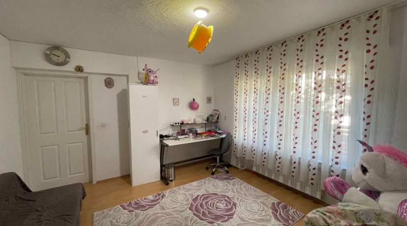 Kinderzimmer EG