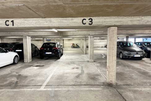 Tiefgaragenstellplatz