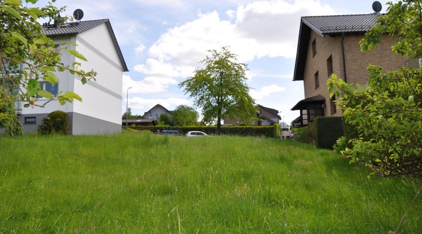 Grundstück
