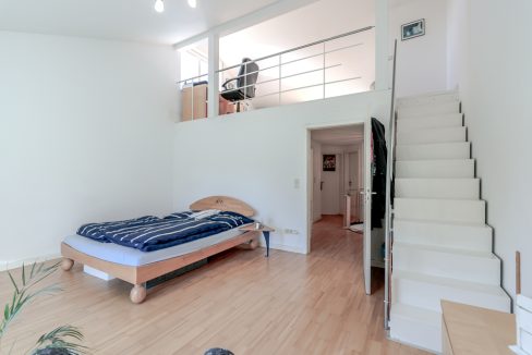 Schlafzimmer DG