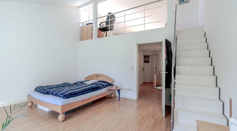 Schlafzimmer DG