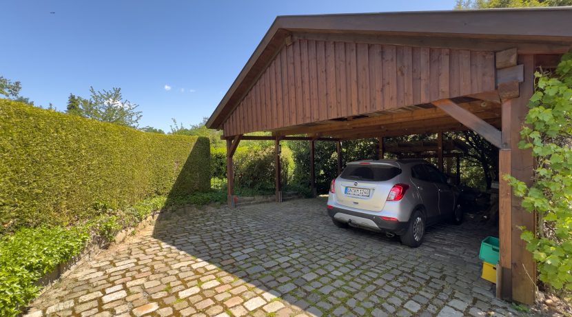 Carport