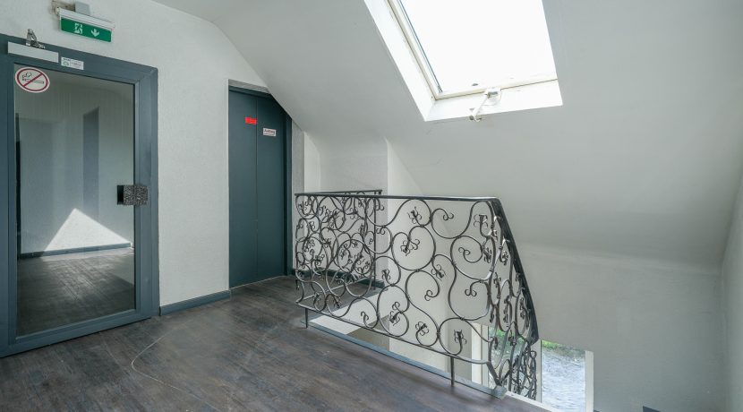 Treppenhaus 2. OG