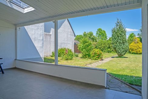 überdachte Terrasse