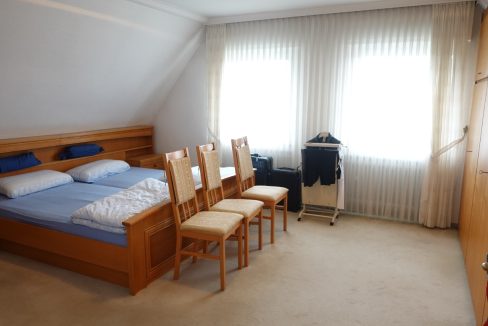 Weiteres Schlafzimmer im DG