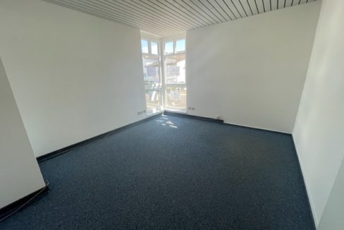 Büro 1
