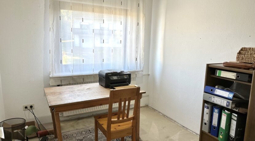 Büro (OG)