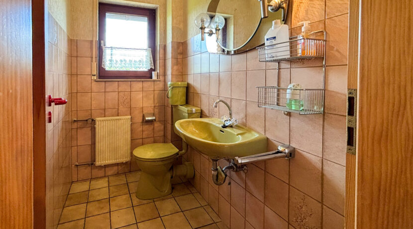 WC EG rechts