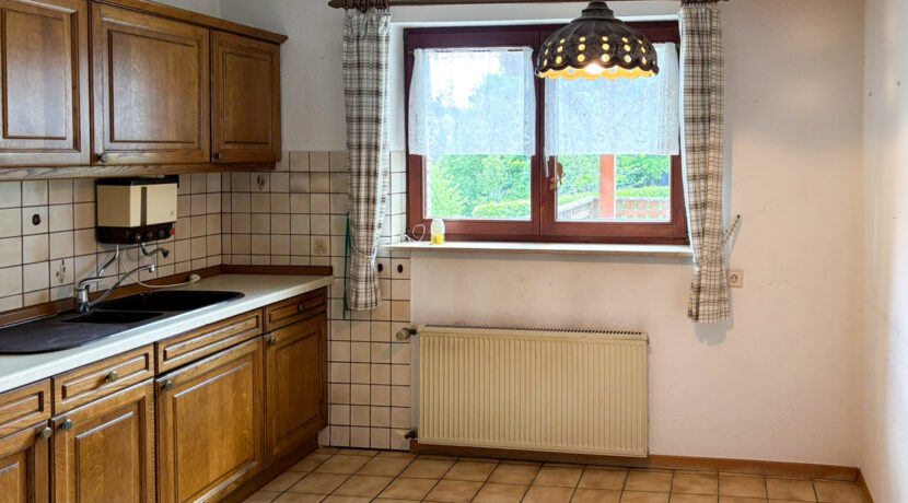 Küche EG links