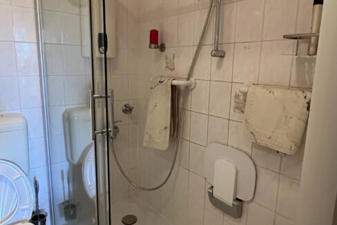 ... barrierefreier Dusche
