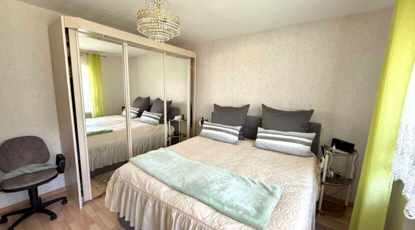 EG Schlafzimmer