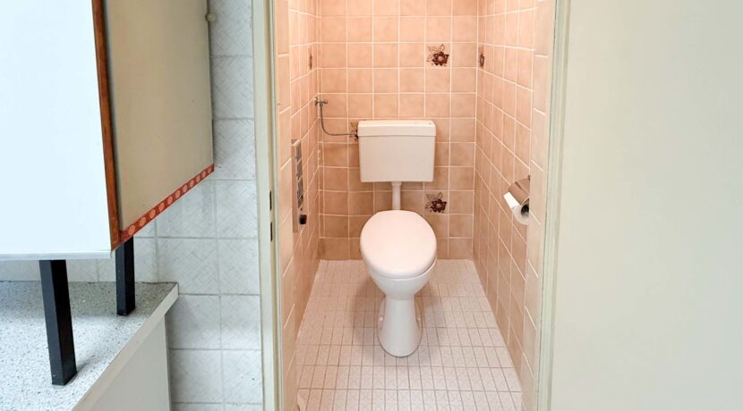 KG WC