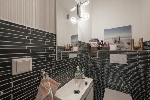 Separate Toilette