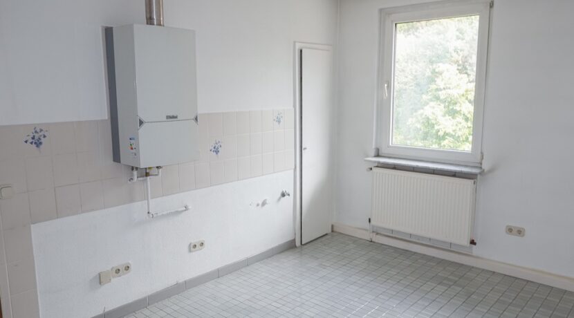 Wohnküche mit praktischer Vorratskammer