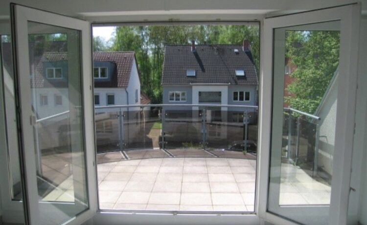 Balkon mit Echtglasbrüstung
