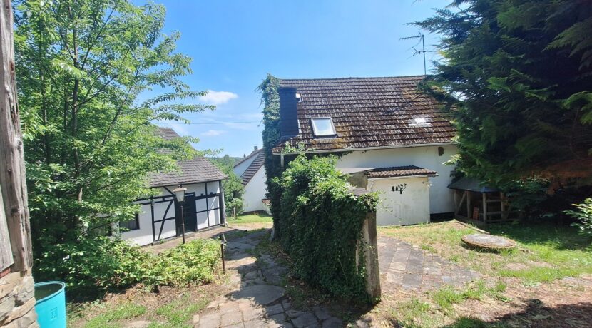 Haupthaus + Nebenhaus