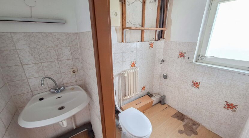 WC EG - Nebenhaus