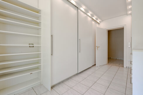 Ankleidezimmer EG