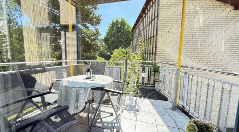 Balkon (EG)