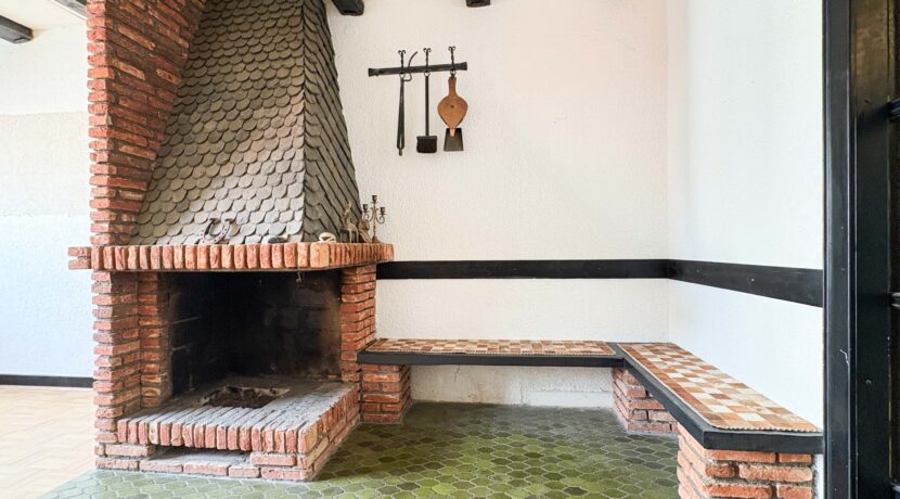 Kamin (1.OG)