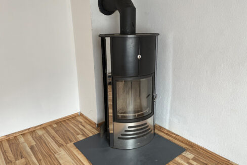 Kamin EG