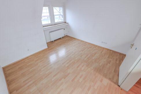 Zimmer 2 OG