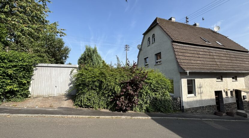 Straßenansicht
