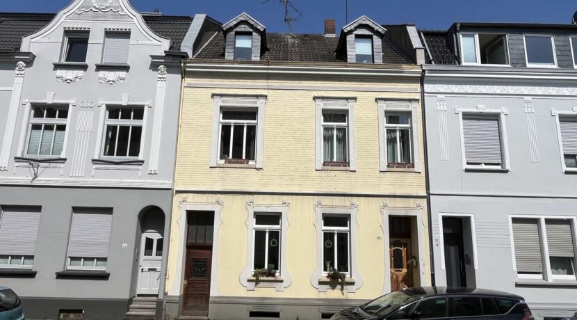 Großes EFH mit Altbau-Charme