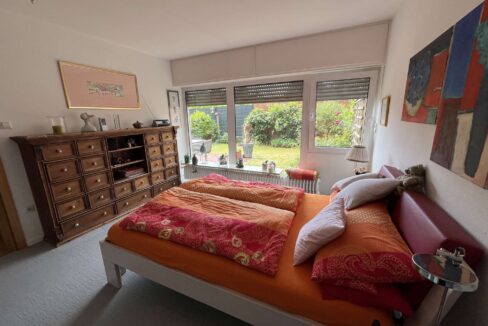 ... mit Blick in den Garten