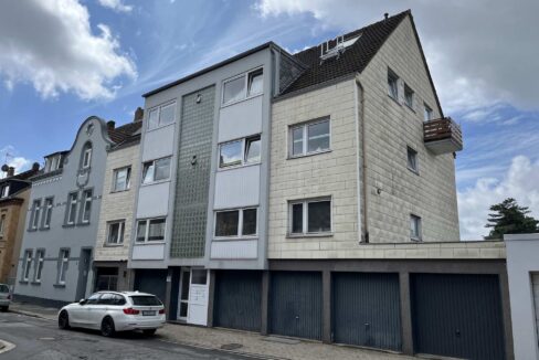 Gepflegtes 7-Familienhaus