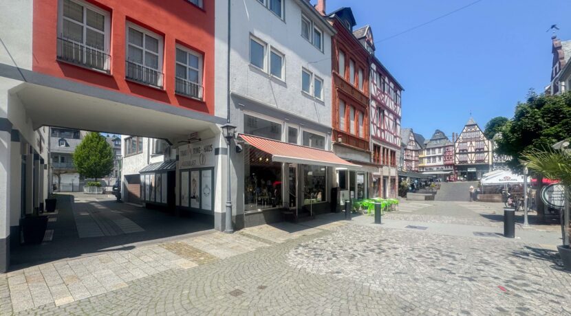Straßenansicht