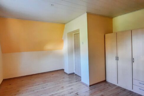Schlafzimmer DG